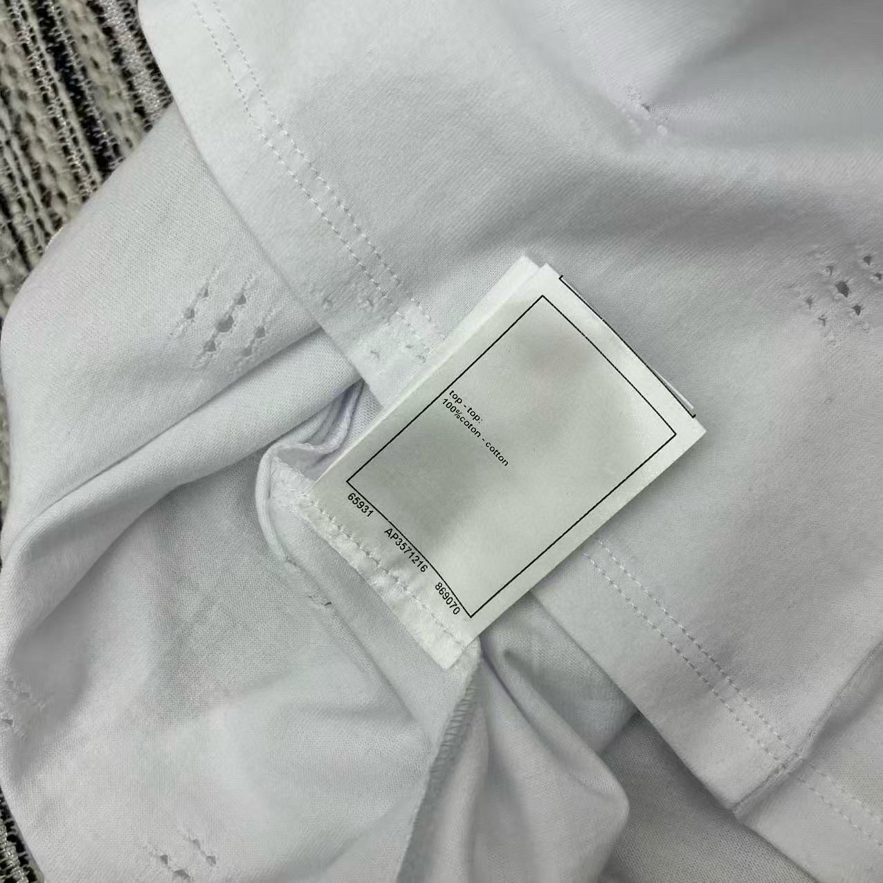 Chanel T-Shirt