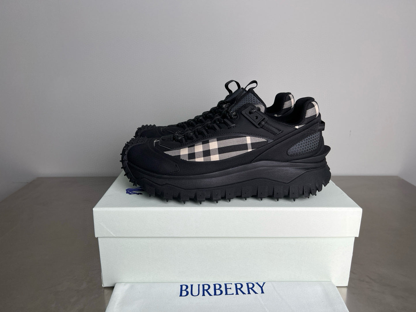 Burberry Sneakers
