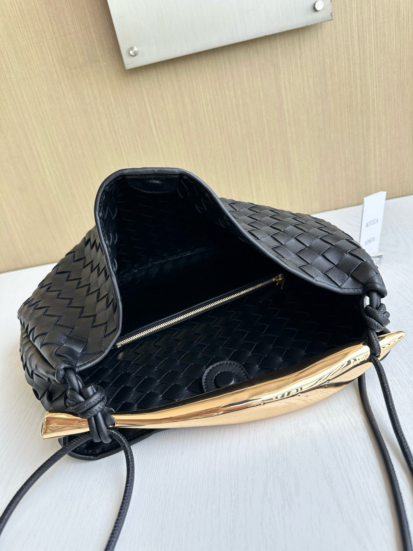 BV Baby Sardine Shoulder Bag
 39x31x12cm
