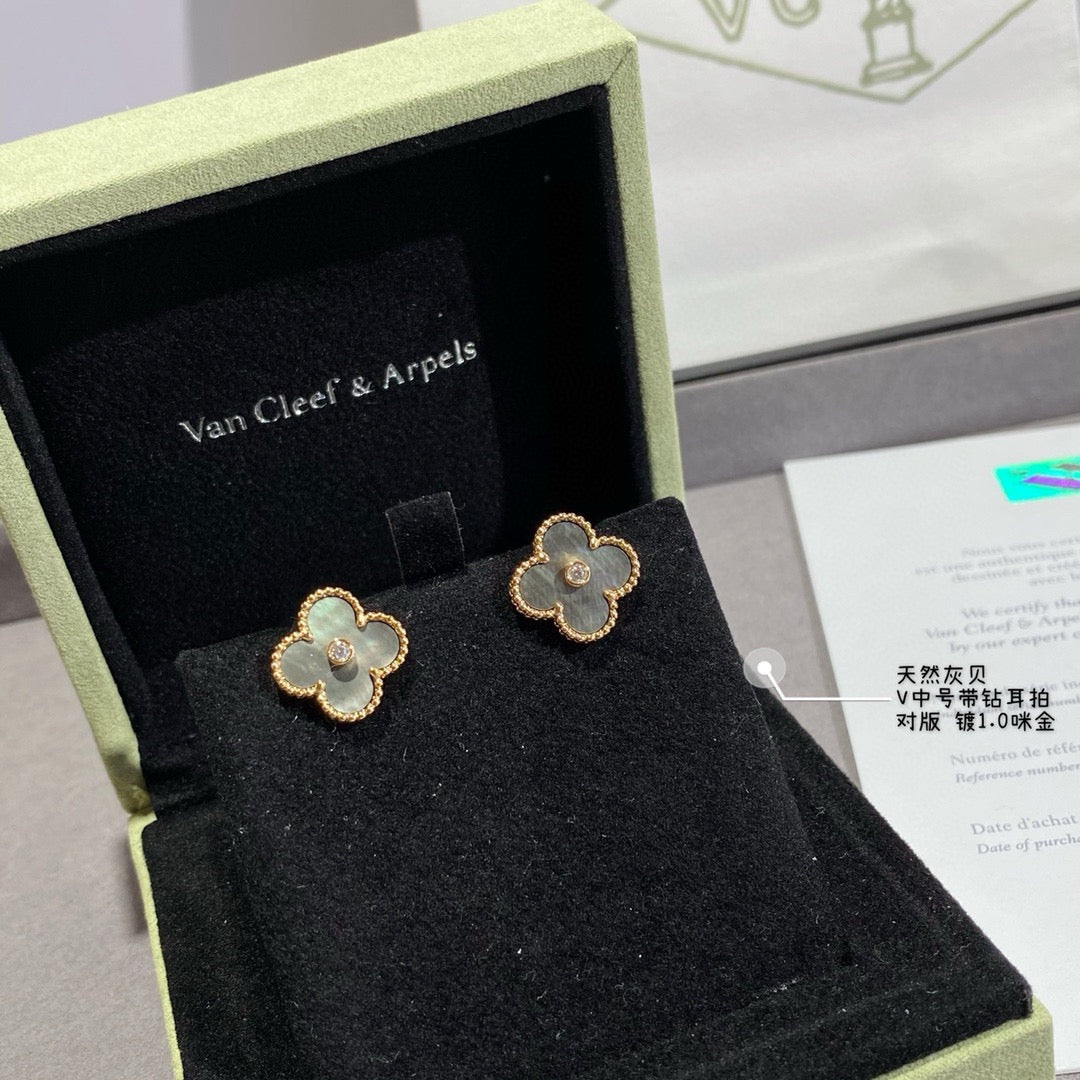 Van Cleef & Arpels Earrings