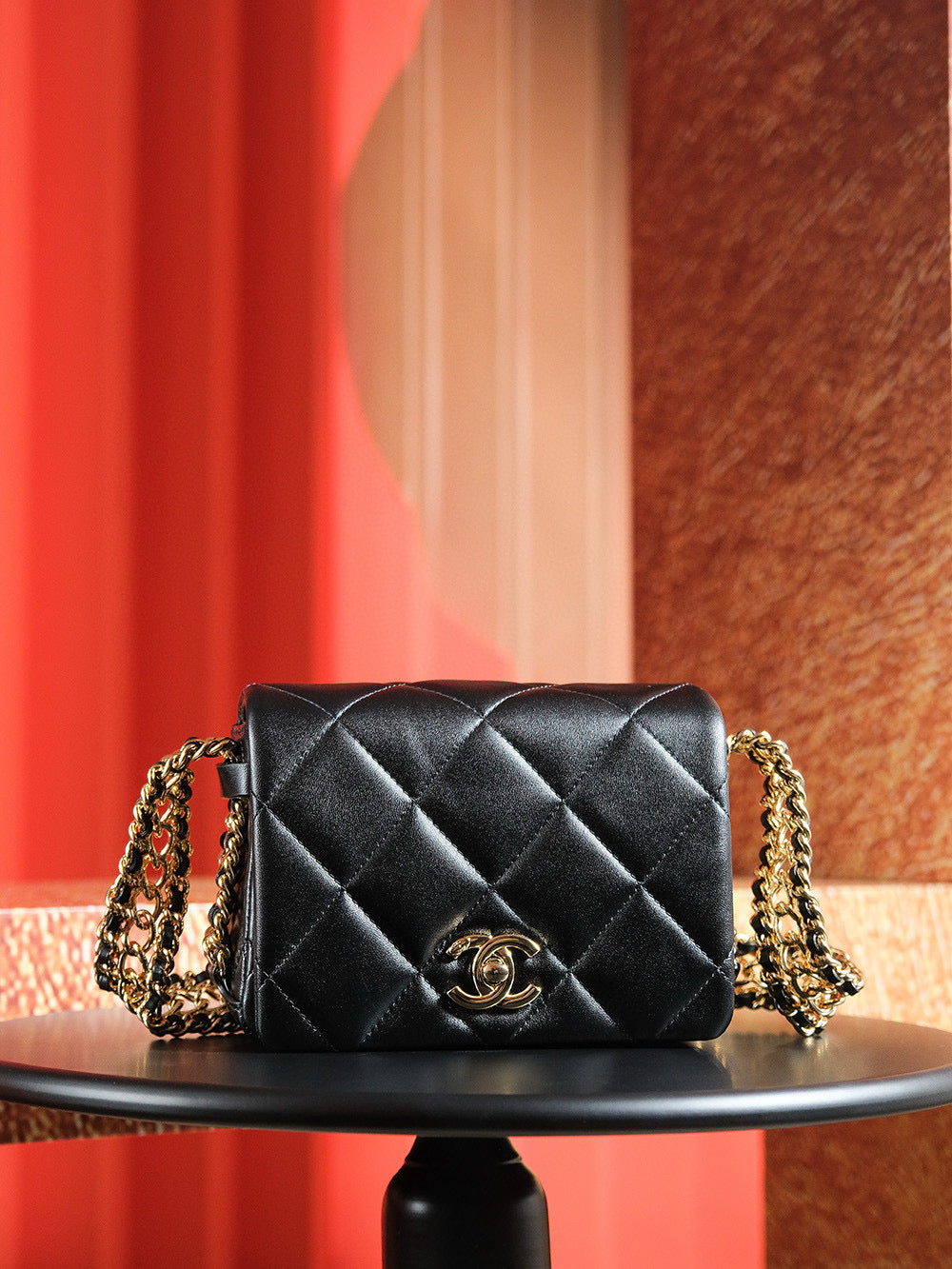 Chanel 22P Shoulder Bag