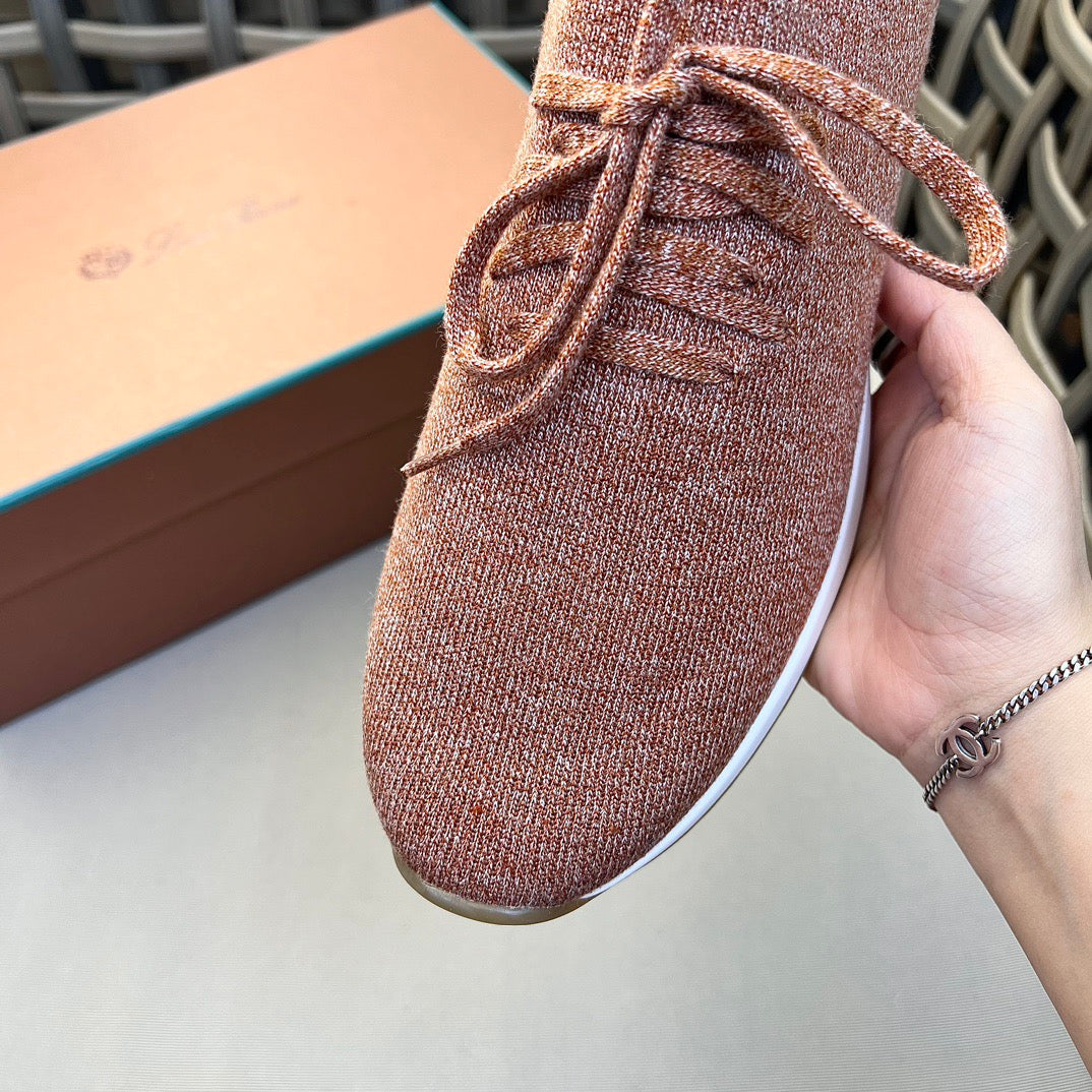 LP Sneakers