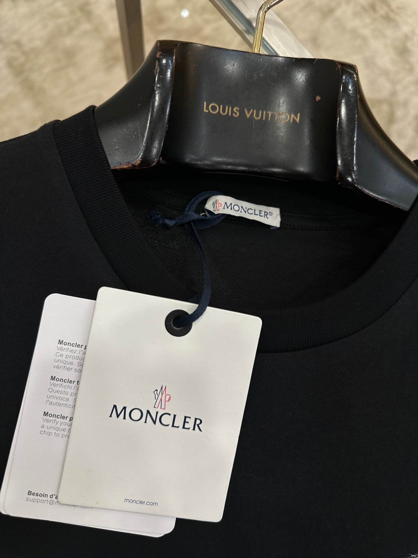 Moncler T-shirt