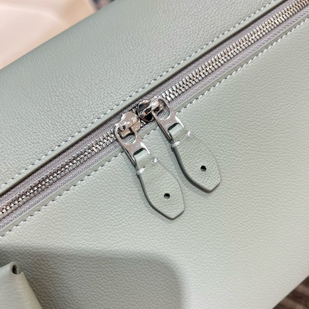Loro Piana Extra Bag 27