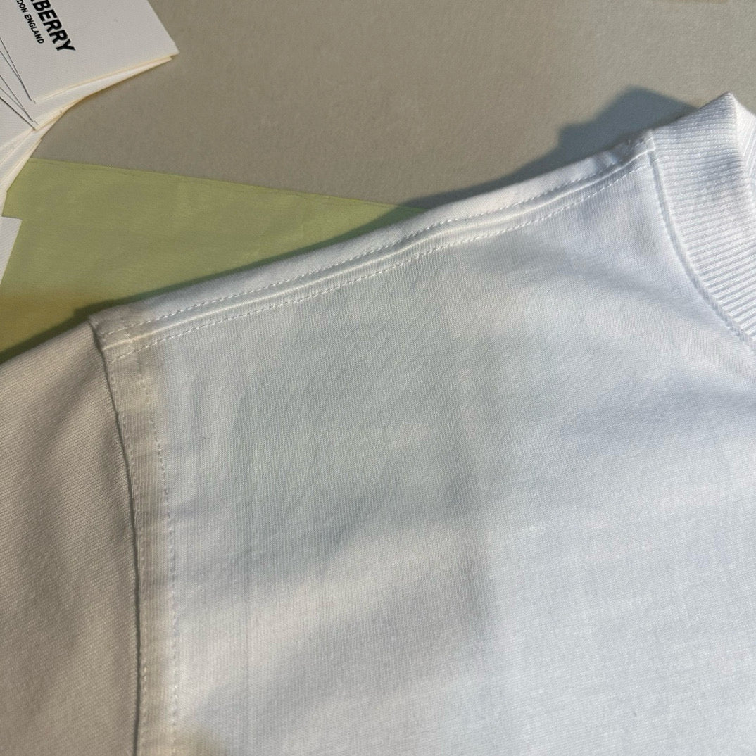 Burberry T-Shirt