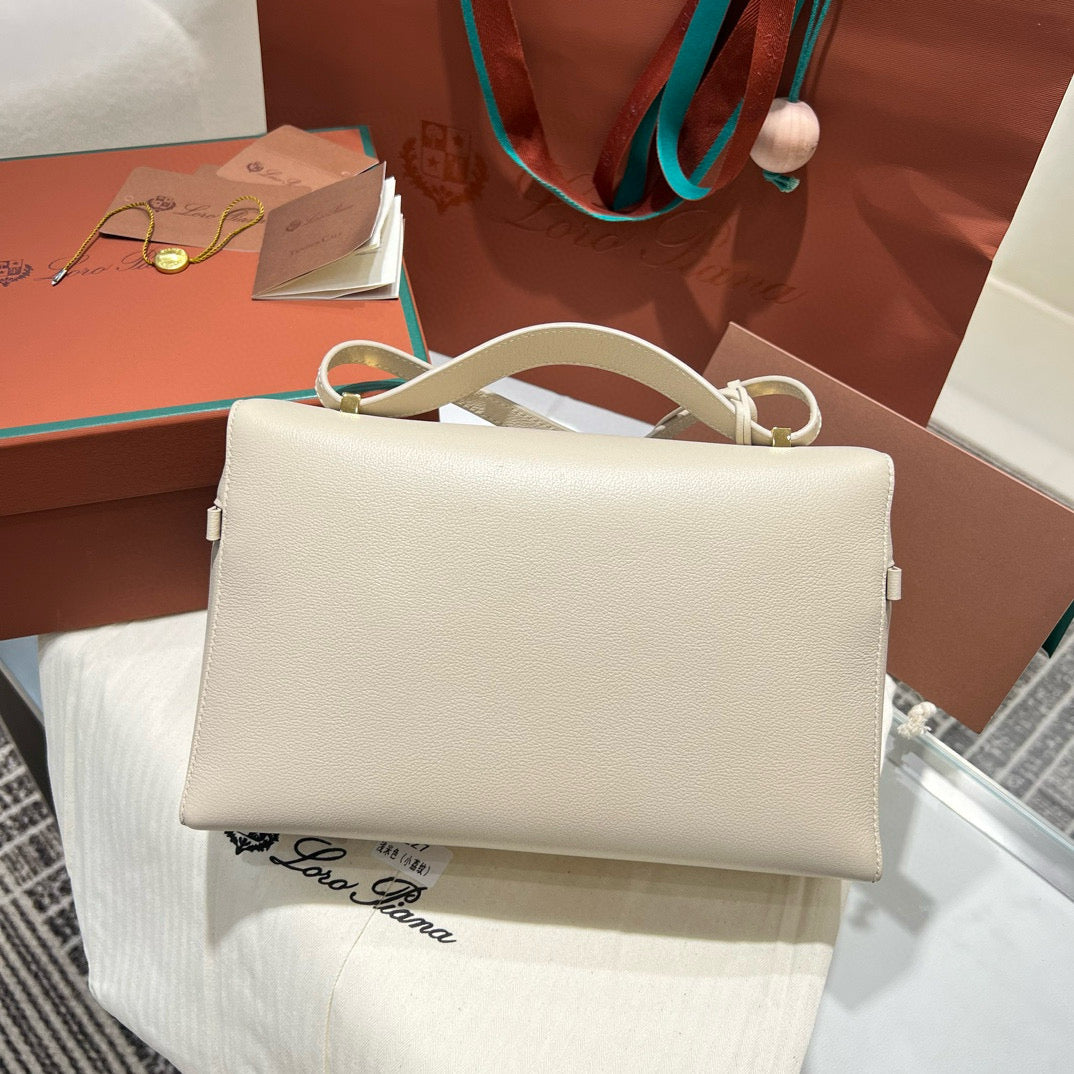Loro Piana Extra Bag 27