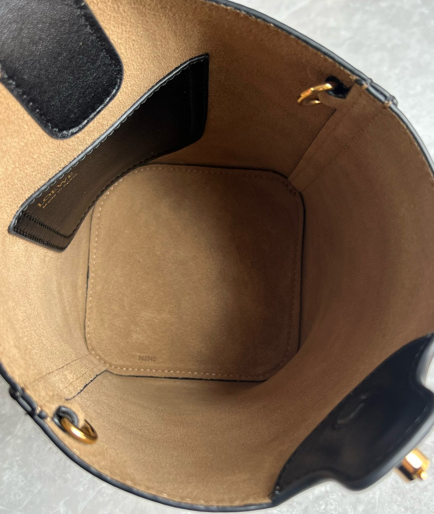 Loewe Pebble Bucket Bag(16x16x19.5cm)
