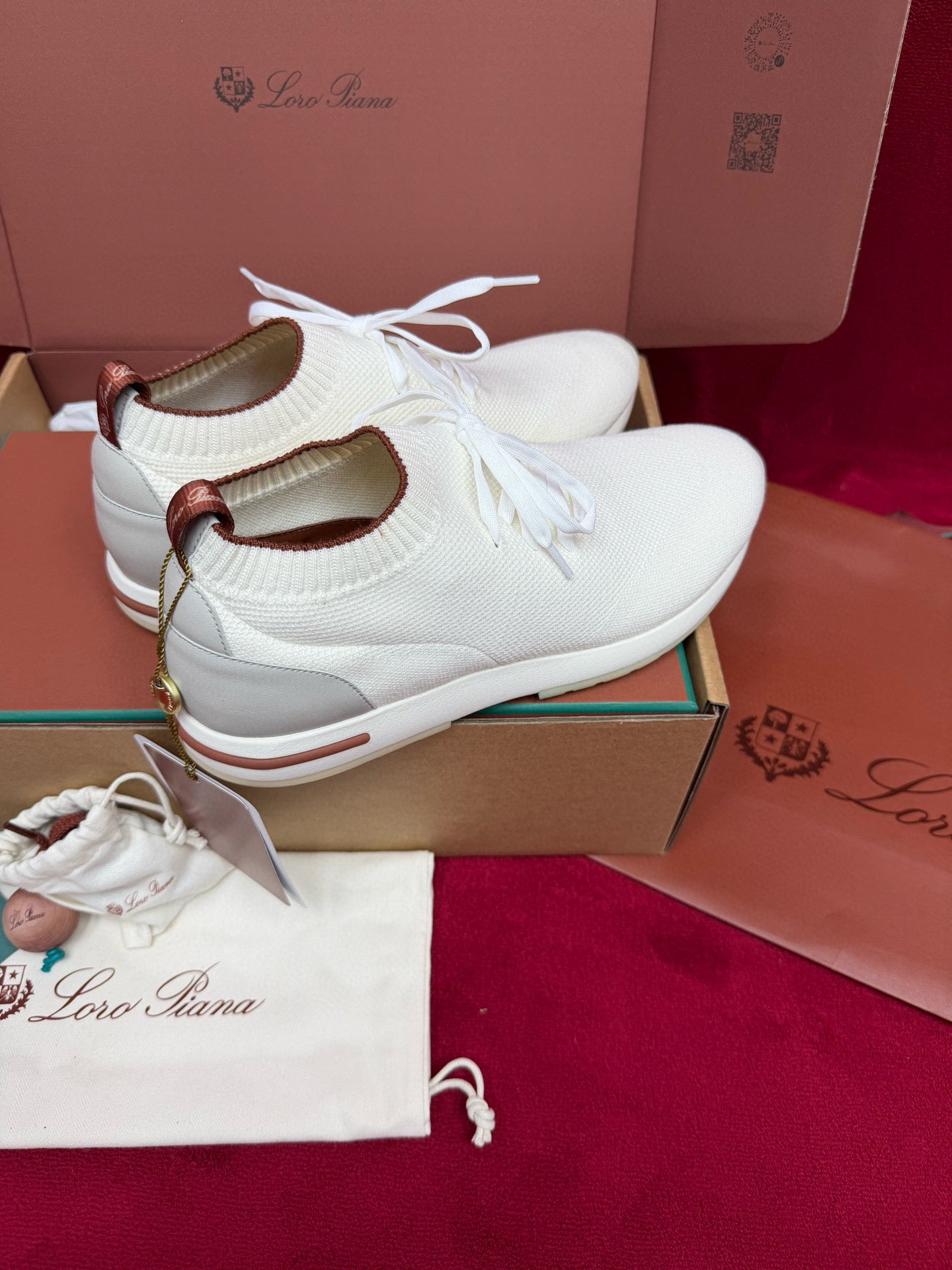 Loro Piana 360 Flexy Walk Sneakers