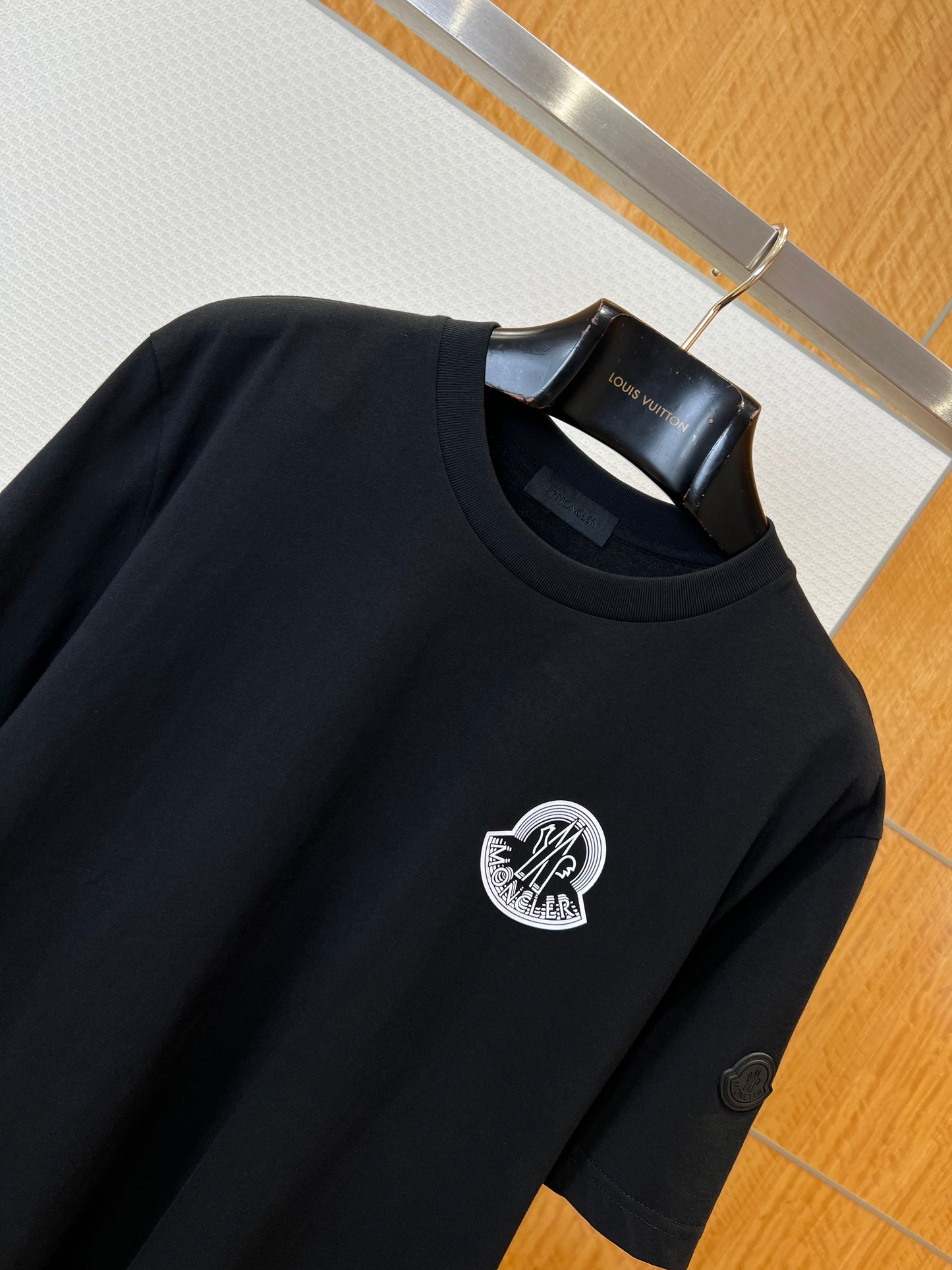 Moncler T-shirt