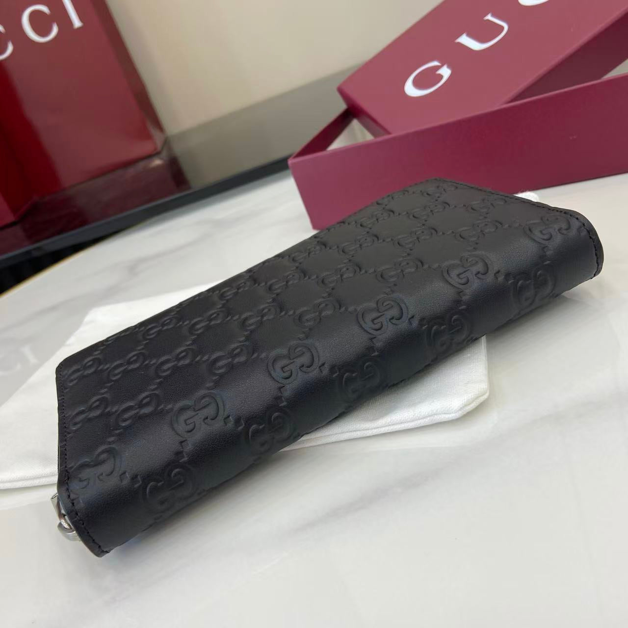 Gucci Long Zipped Wallet