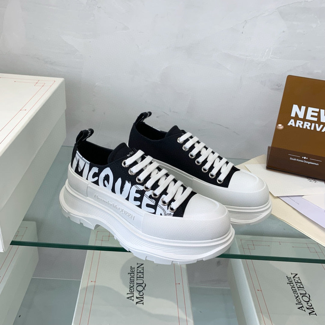 Alexander McQueen Sneakers