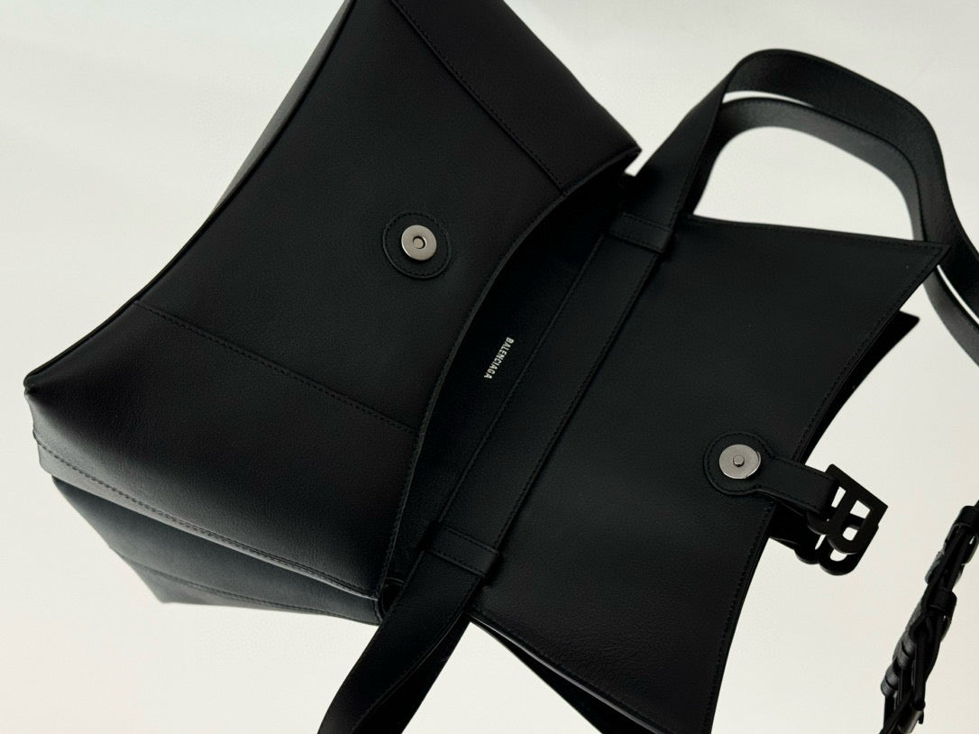 BLCG Hourglass Black Leather Downtown Shoulder Bag(30x17.3x10cm)