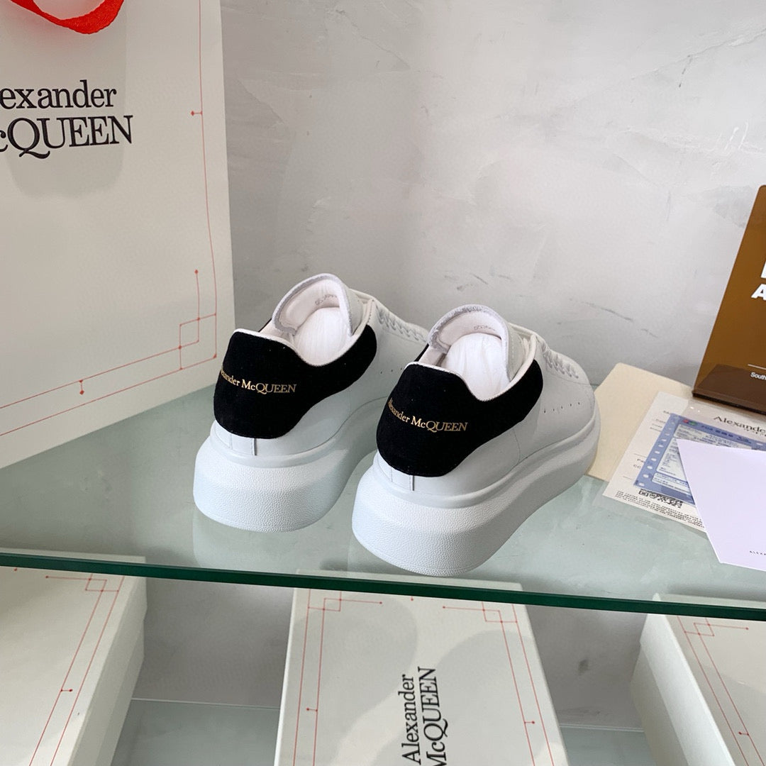 Alexander McQueen Sneakers