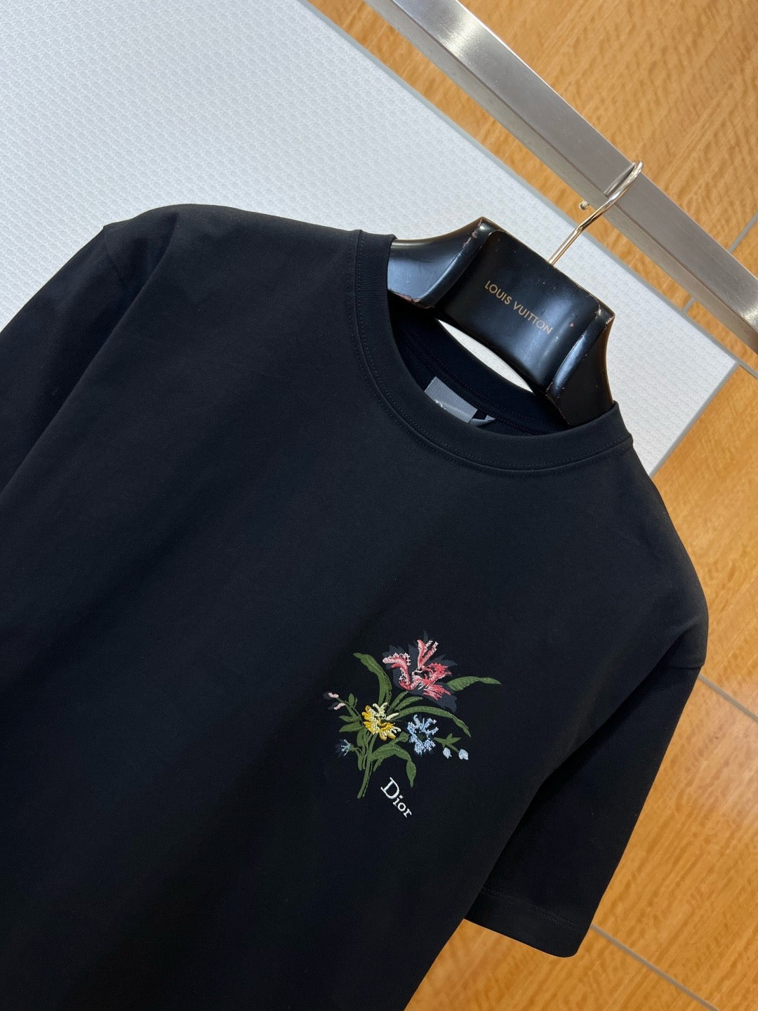 Dior T-shirt