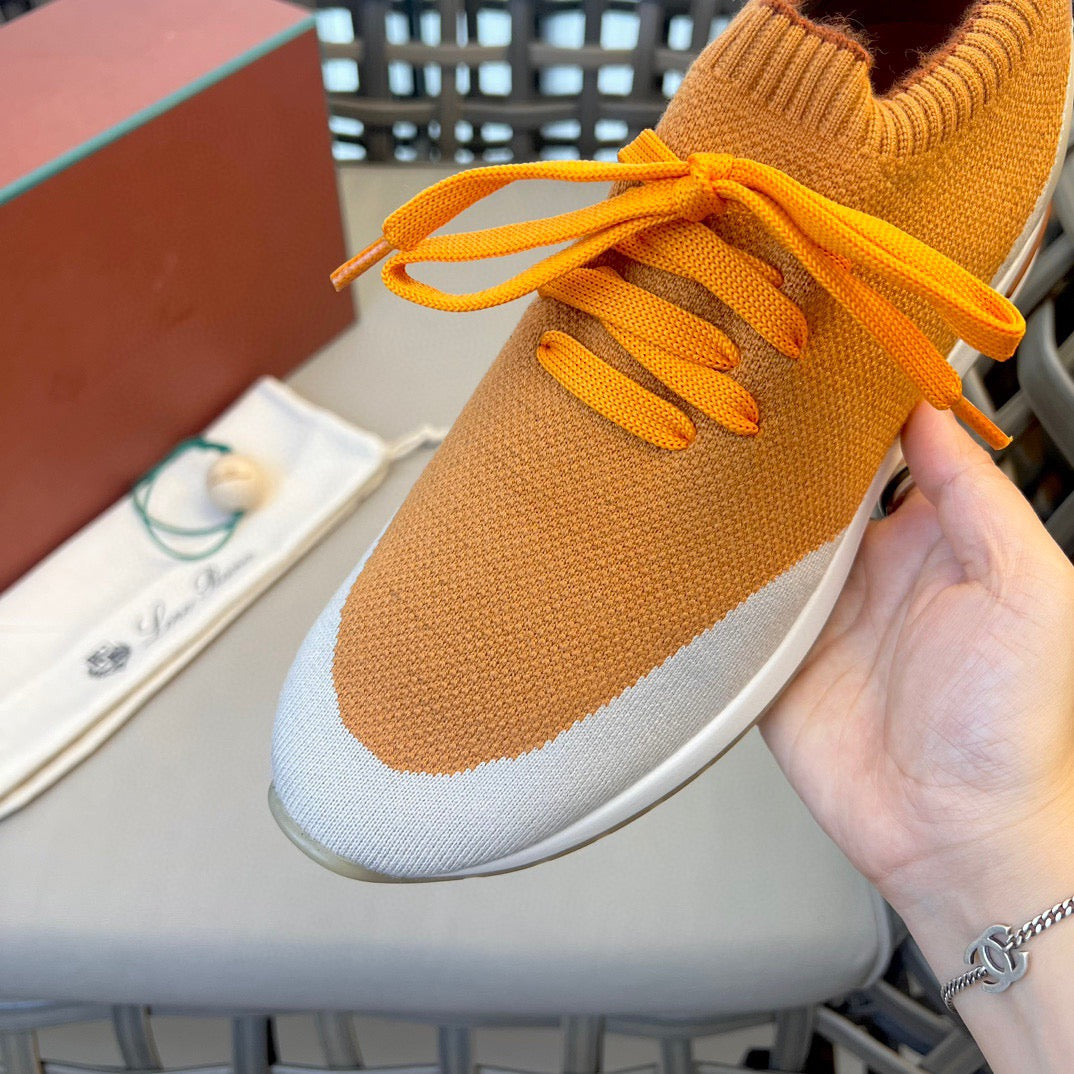 LP Sneakers