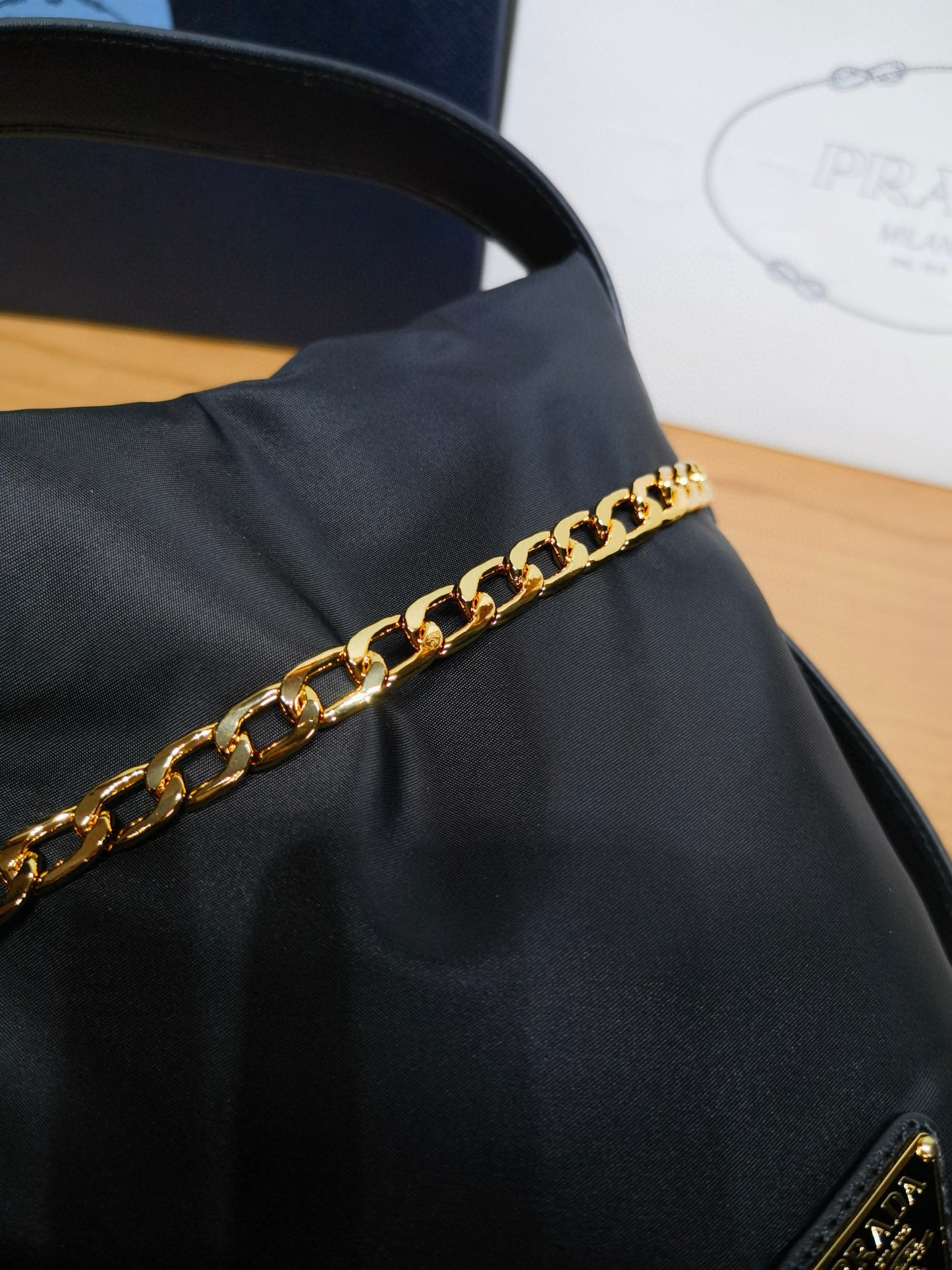PD Petit Sac Noir Bucket Bag