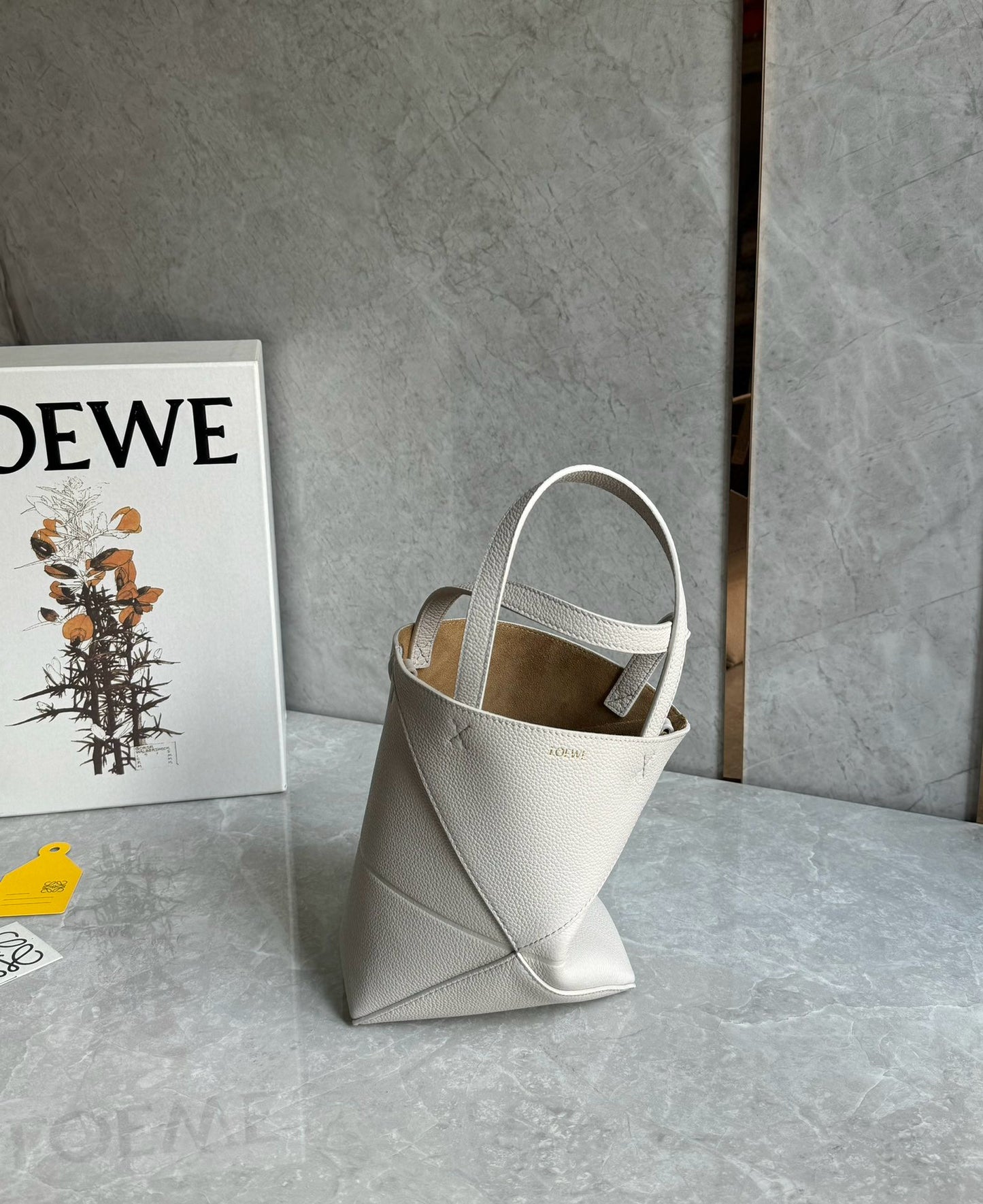 Loewe Puzzle Fold Tote Bag(20x16.5x9.5cm)