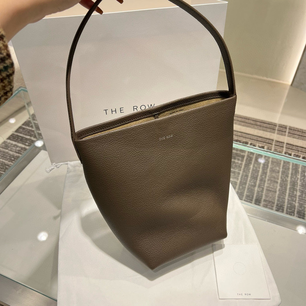 The Row Bucket Bag(24CM*22CM*11CM)