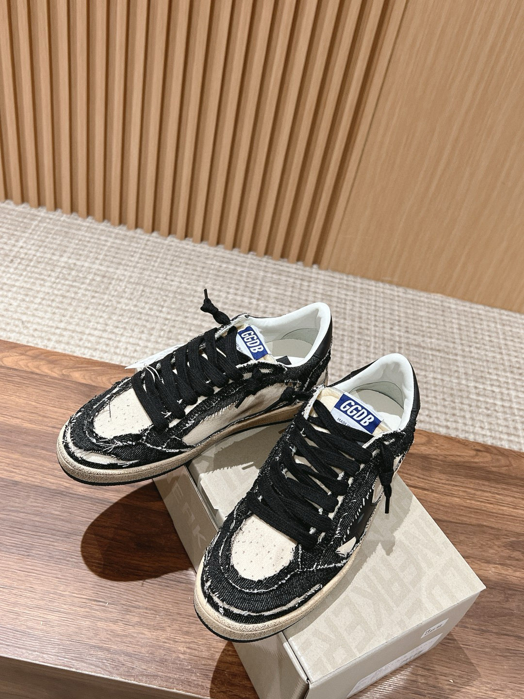 Golden Goose Sneaker
