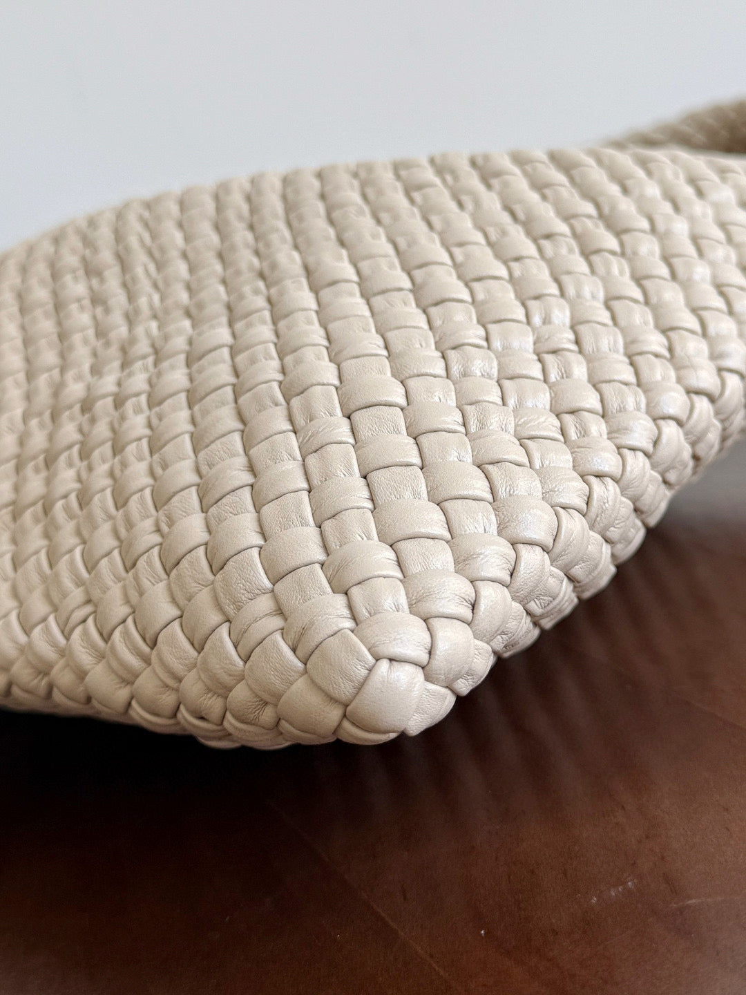 Bottega Veneta Tosca Hop Bag