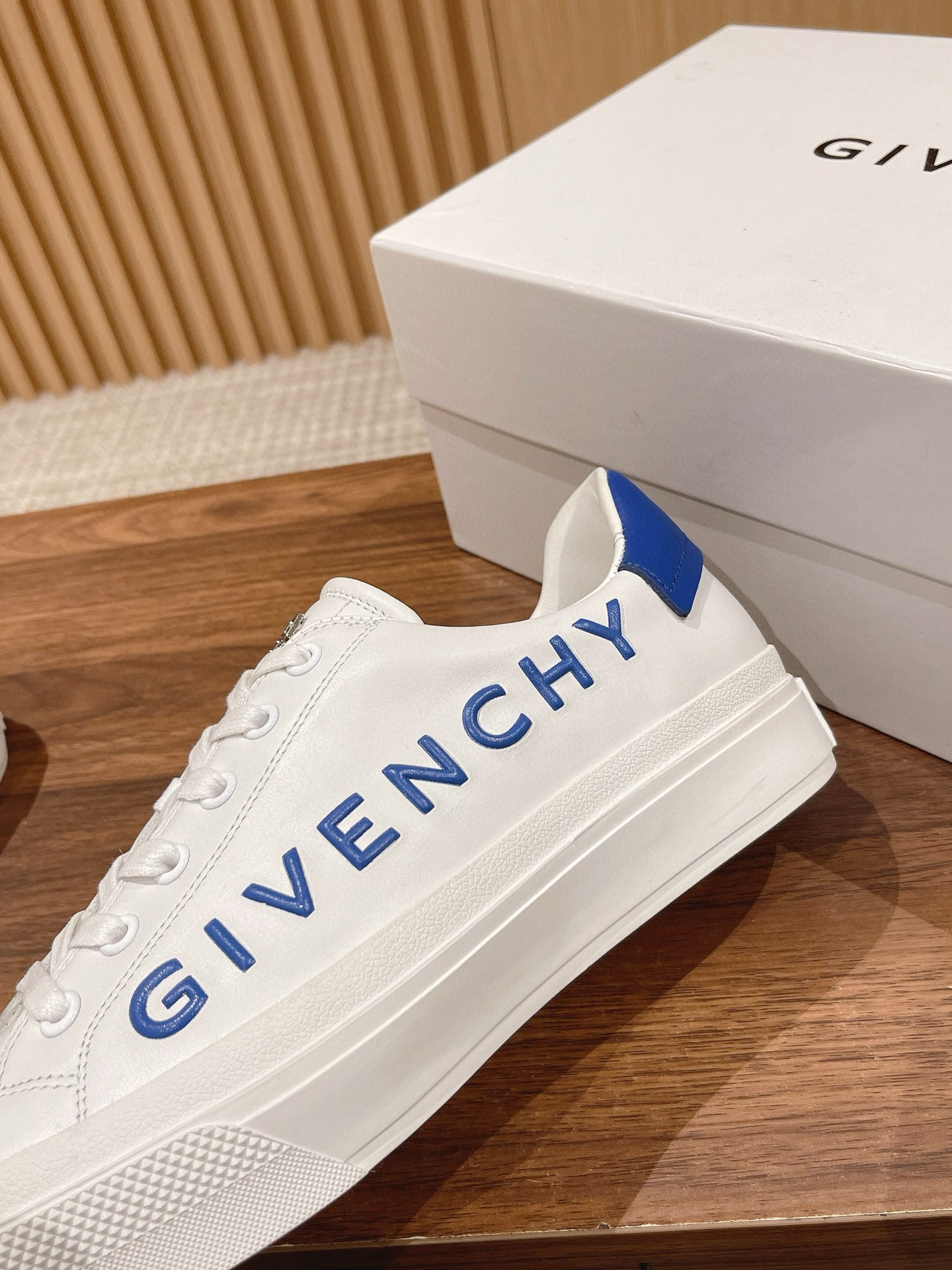 Givenchy Sneakers