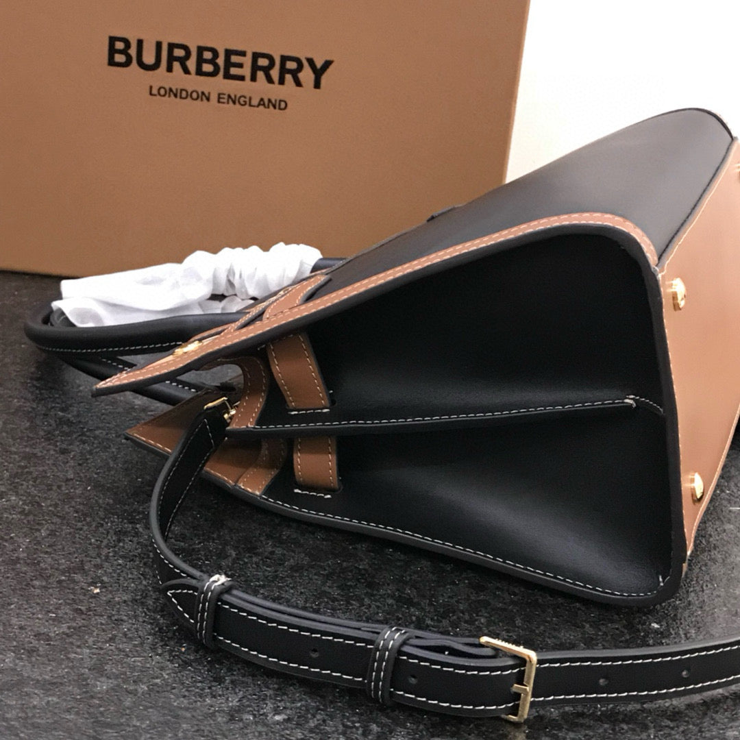 Burberry Vintage Two Handle Title Bag(32CM*15CM*25CM)
