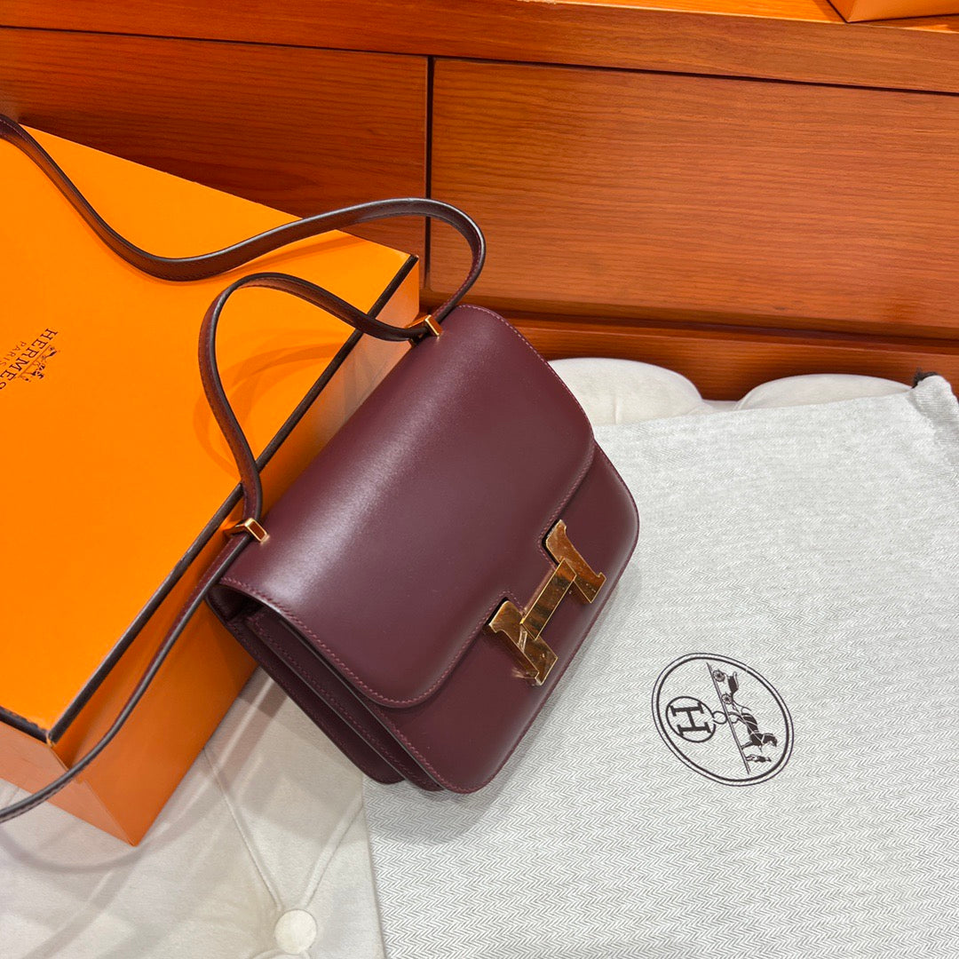 Hermes Constance 19