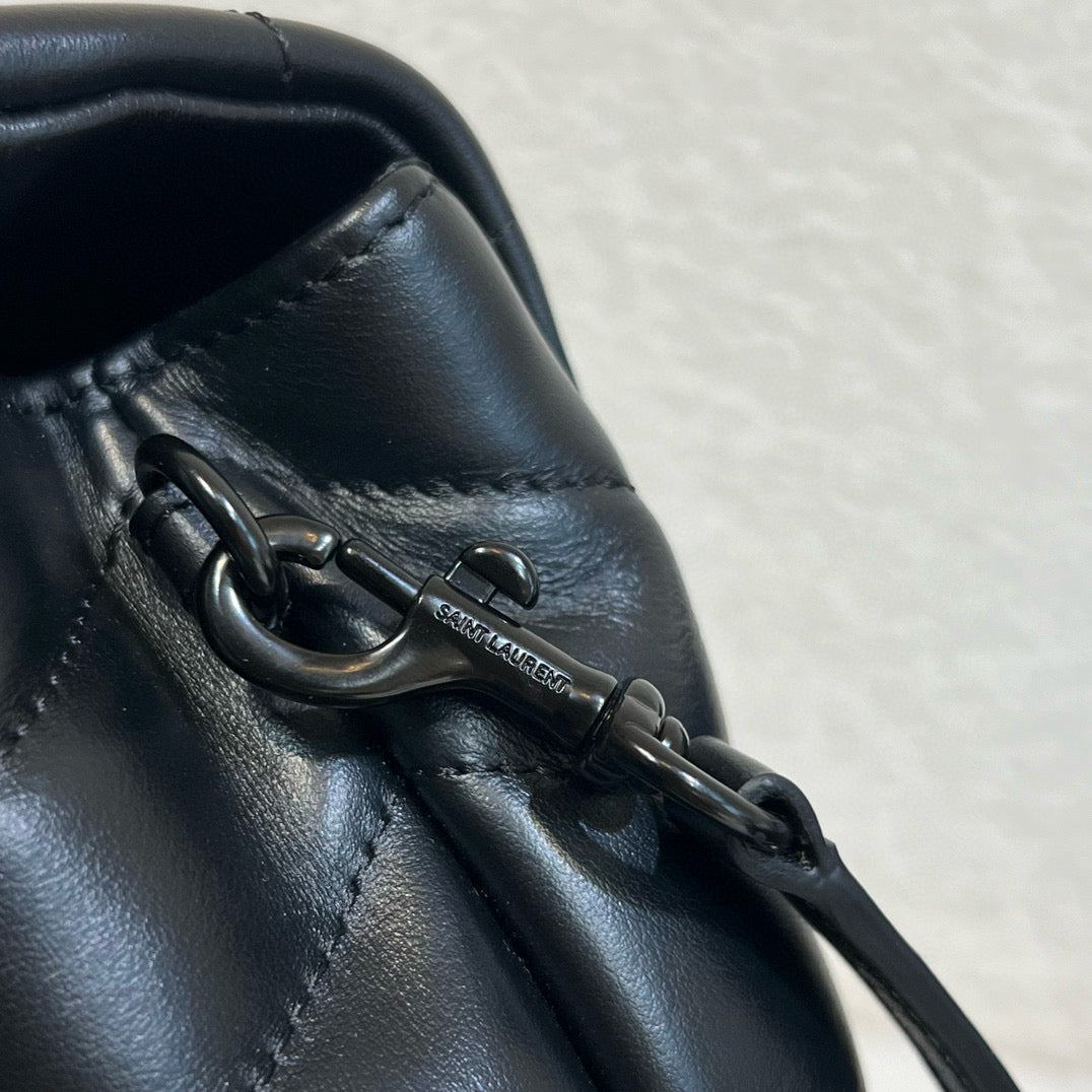 YSL Loulou Shoulder Bag 23x17x9cm