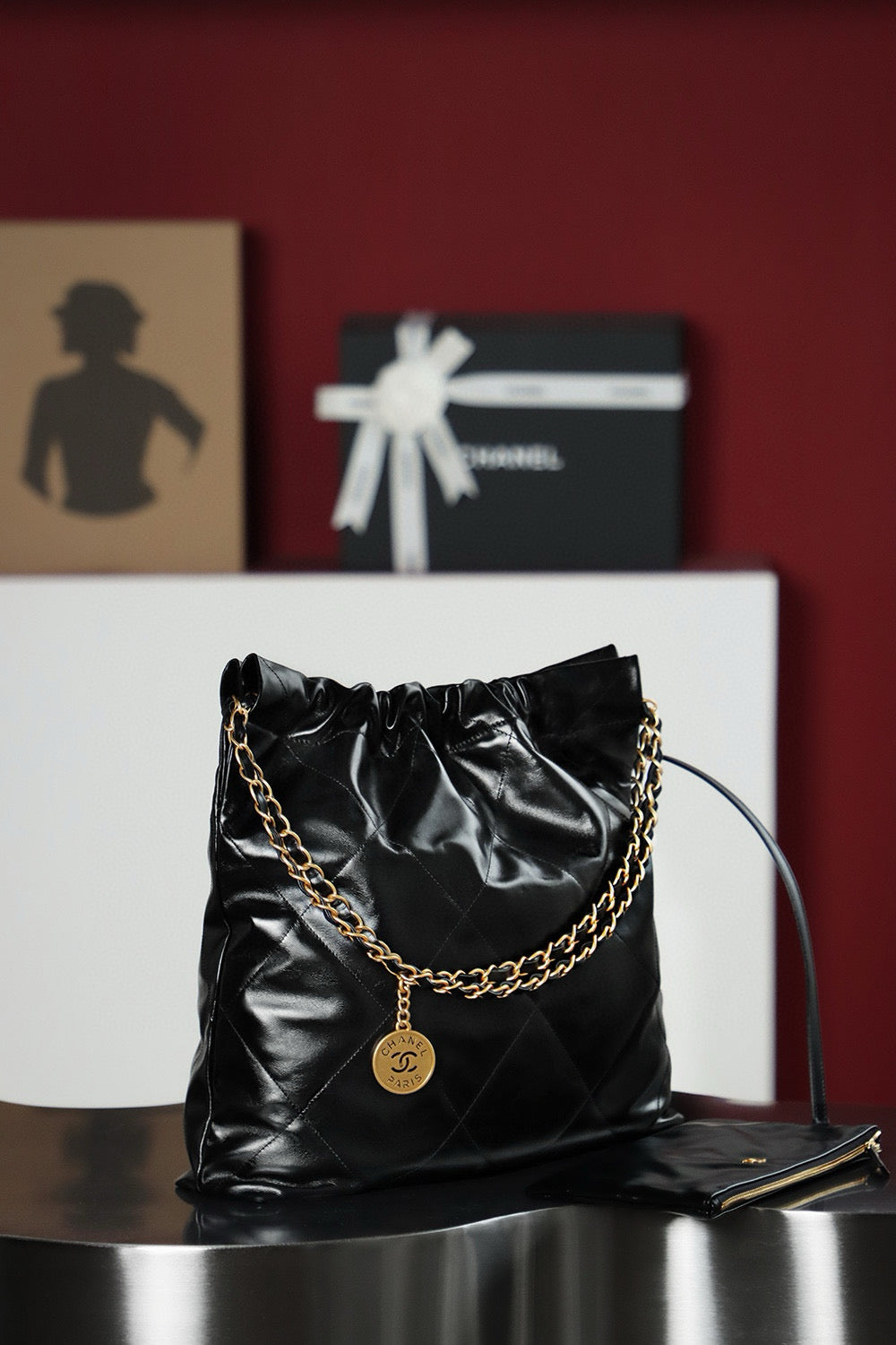 Chanel 22 Bag (38x42x8cm)