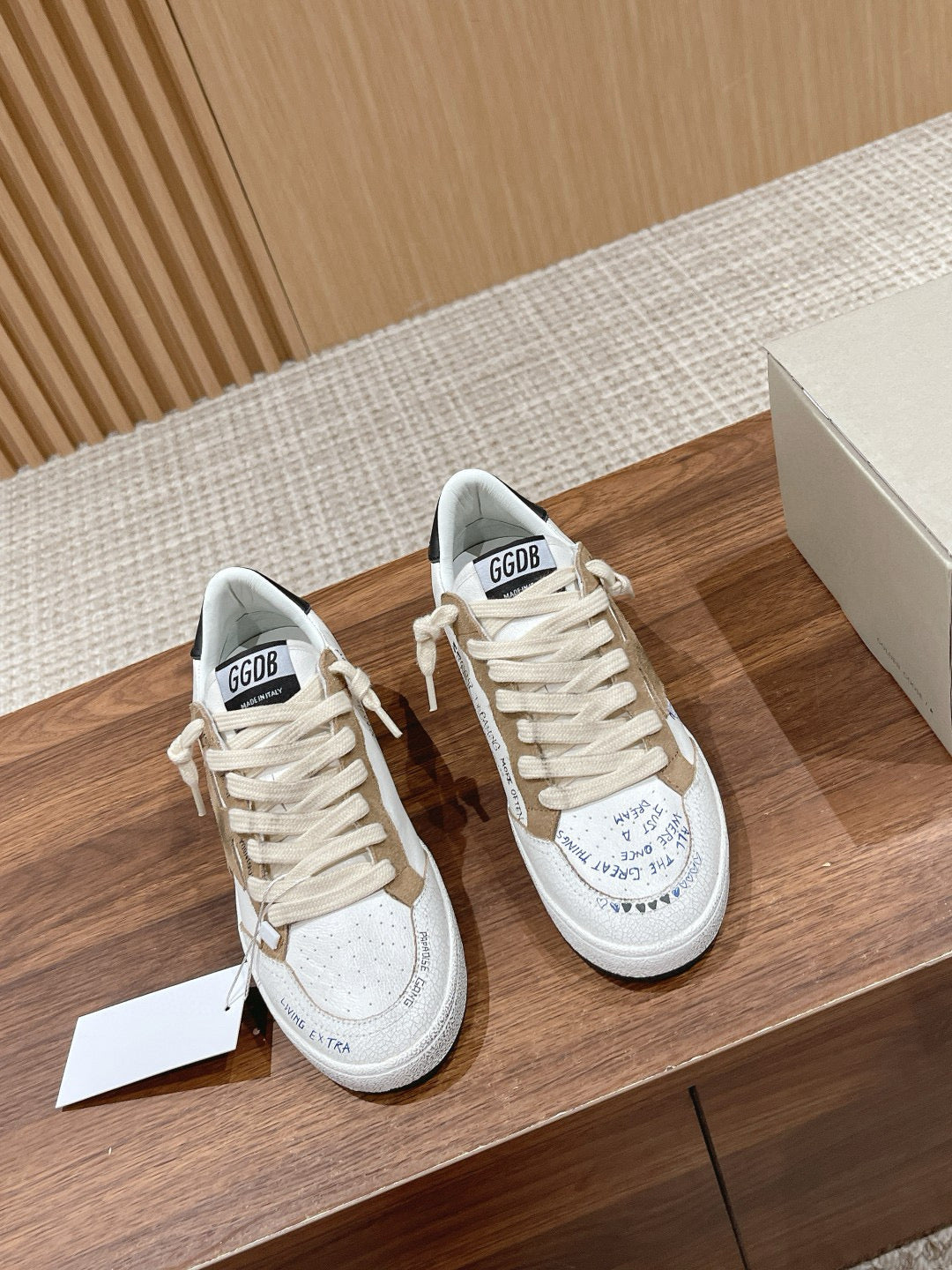 Golden Goose Sneaker