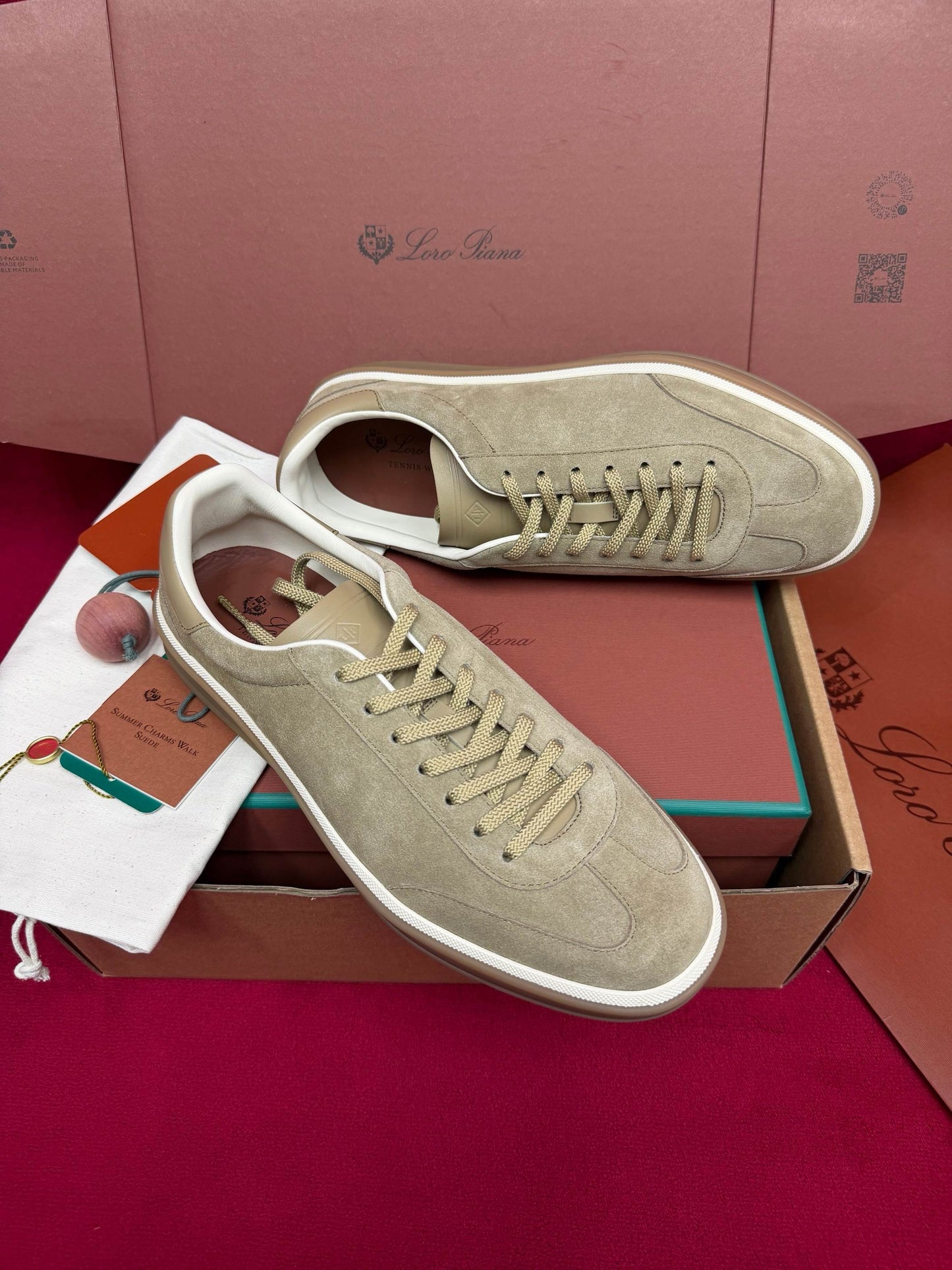 LP Sneaker