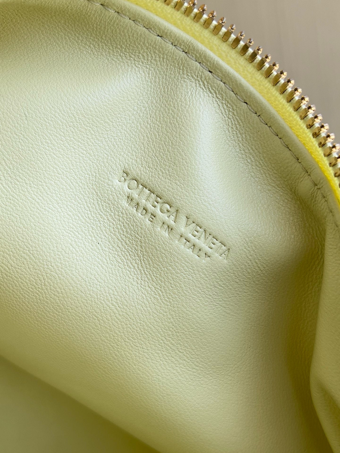 BV Wallace Intrecciato Shoulder Bag