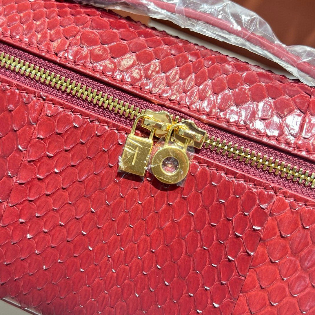 LP Extra Pocket L19 Handbag