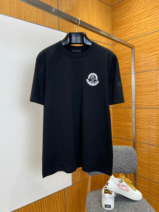 Moncler T-shirt