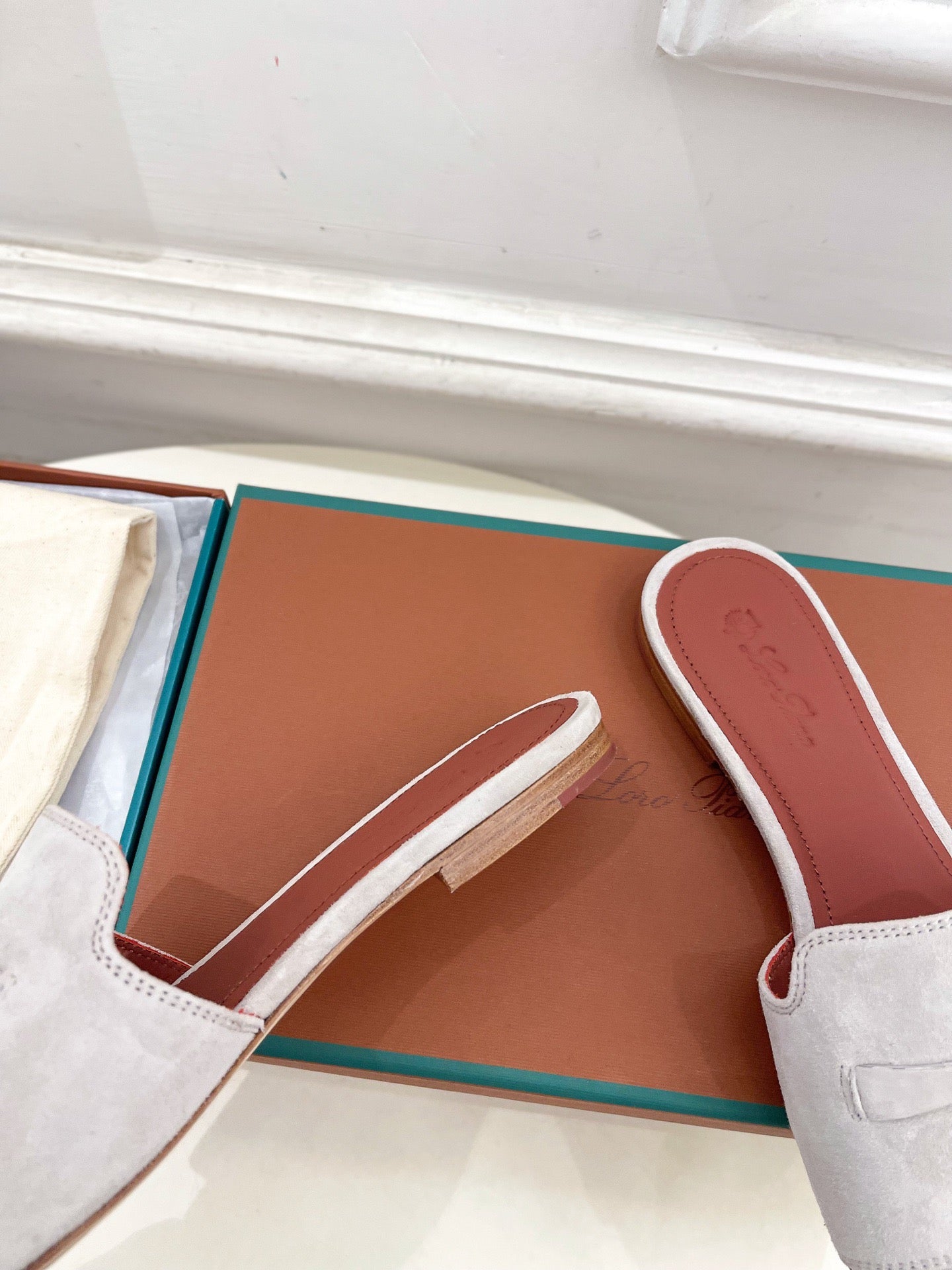 LP Sandals