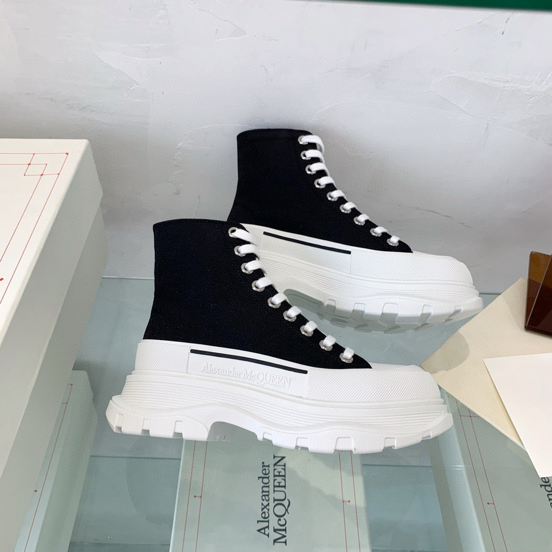 Alexander McQueen Sneakers