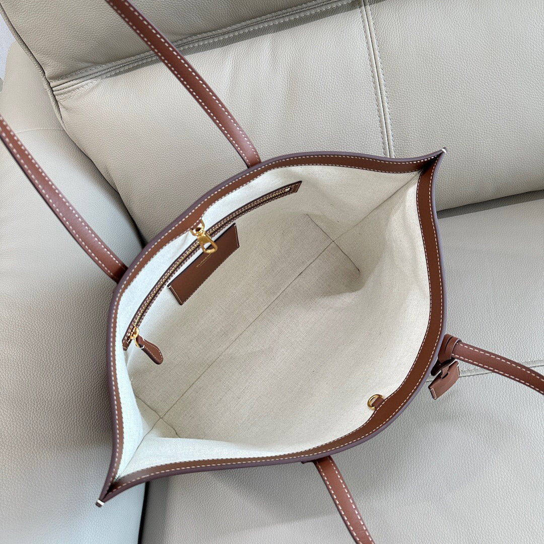 Burberry Tote