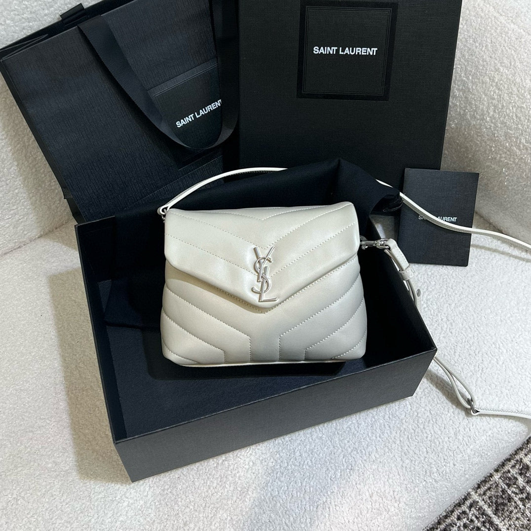 YSL Loulou Shoulder Bag 20x14x7.5