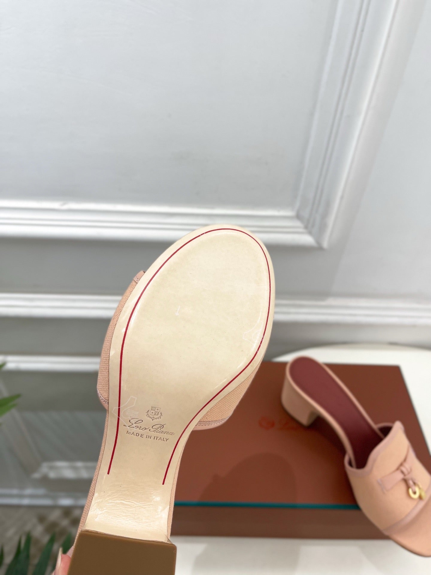 LP Sandals
