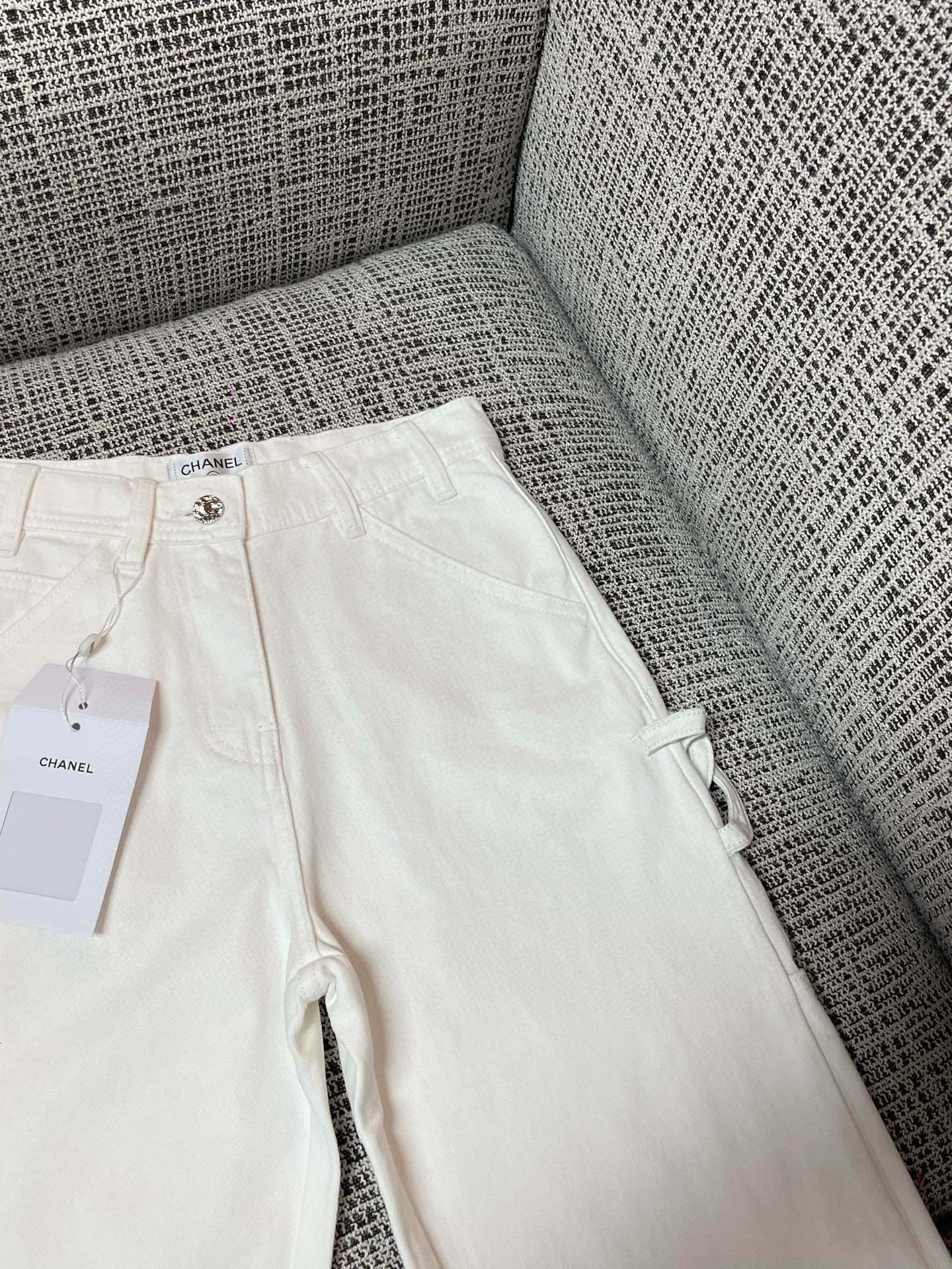 Chanel Jeans