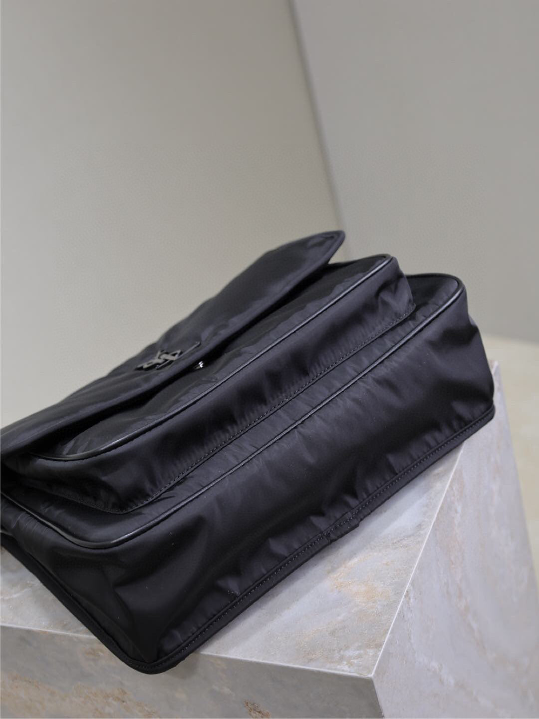 YSL SLING BAG 32×23×9cm