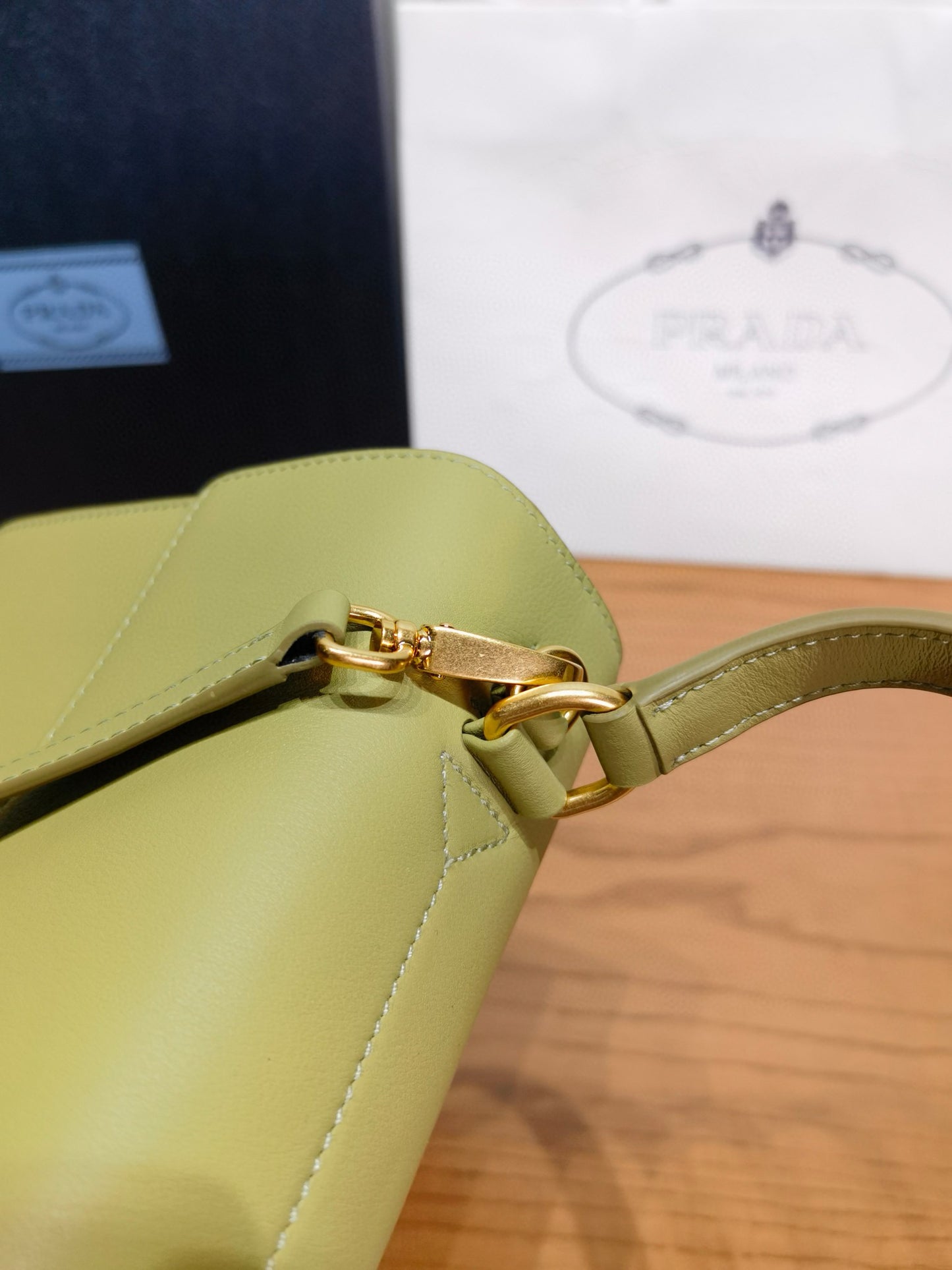 PD Soft Sound Shoulder Bag 28x16x10cm