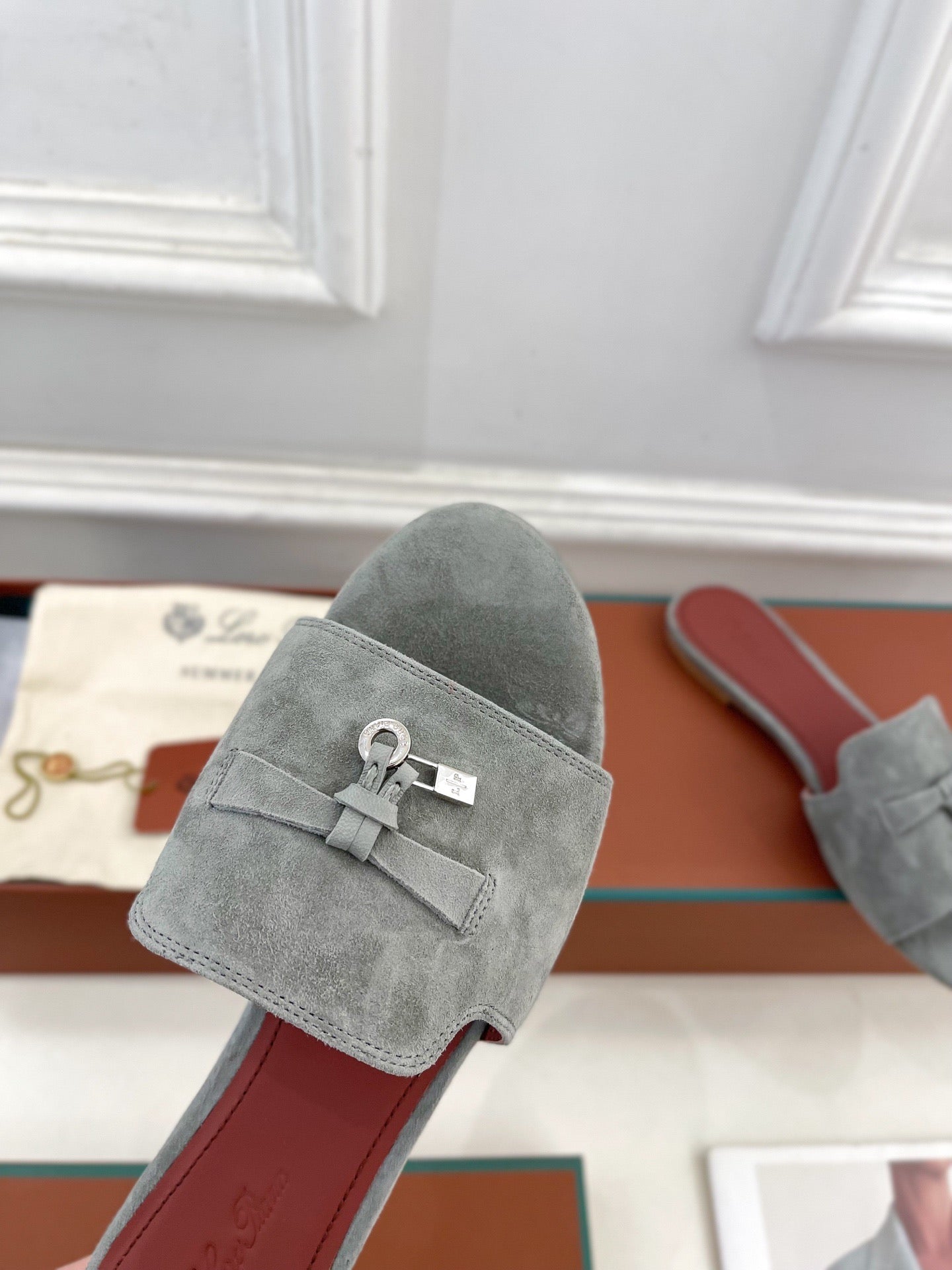 LP Sandals