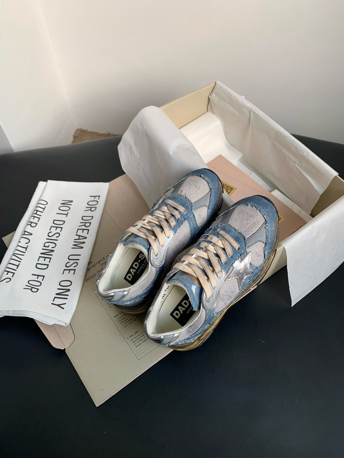 Golden Goose Sneaker