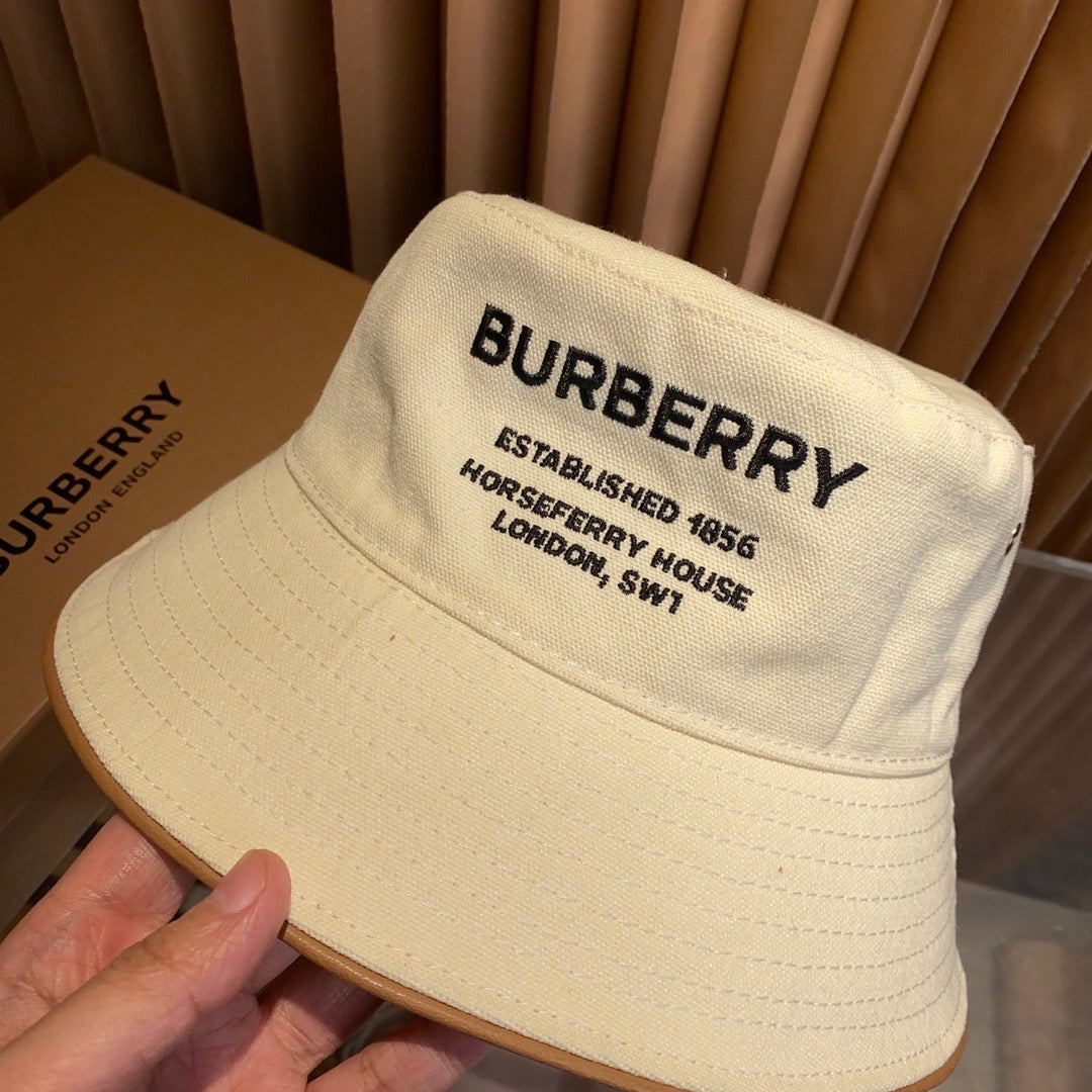 Gorra Burberry