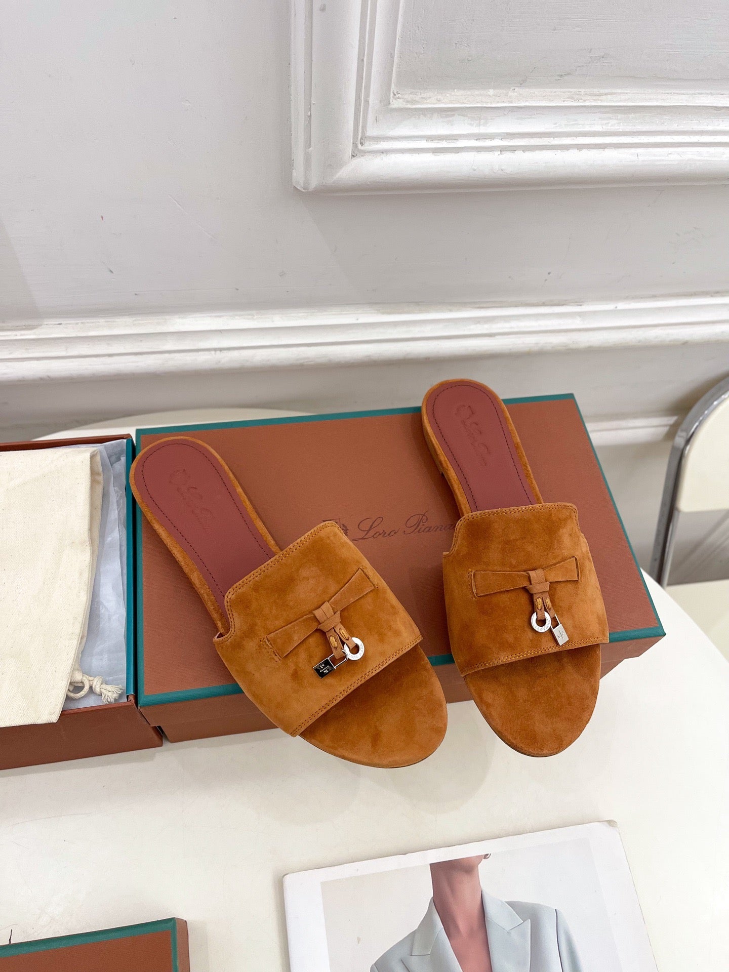 LP Sandals