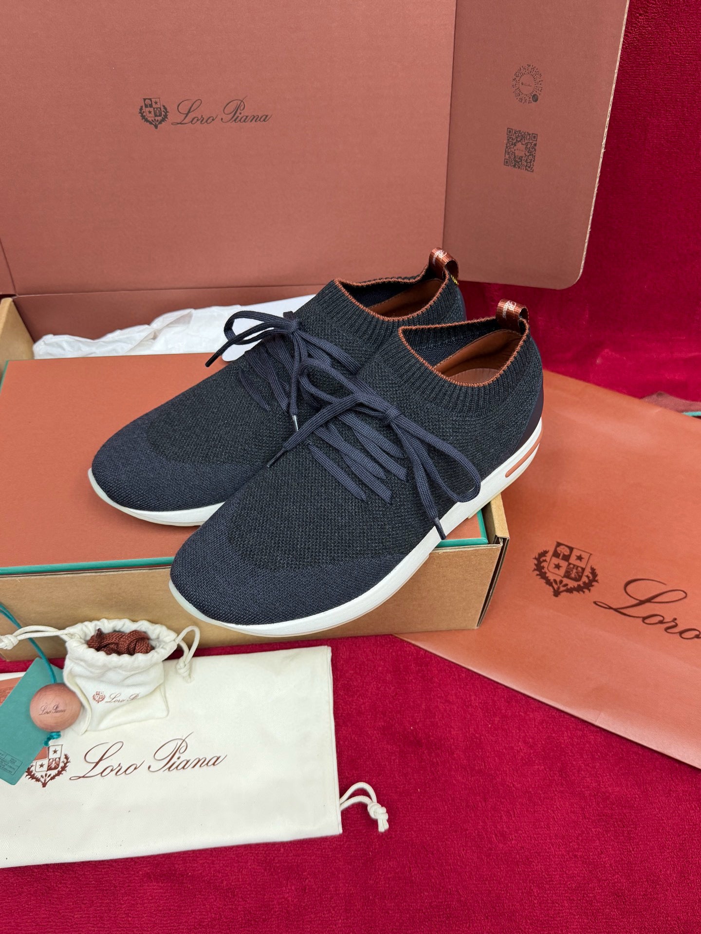 Loro Piana 360 Flexy Walk Sneakers