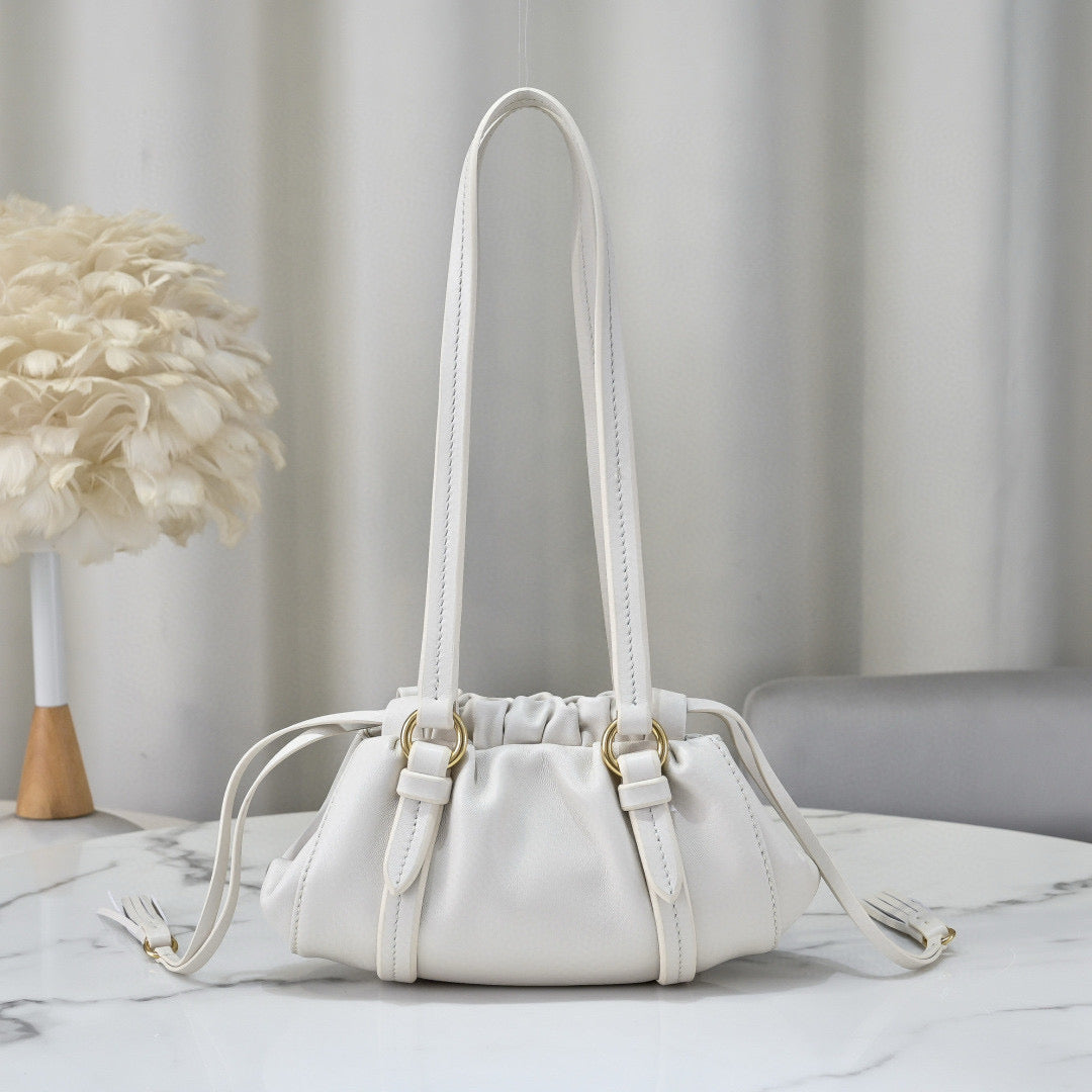 Miu Miu Shoulder Bag 22x7x15cm