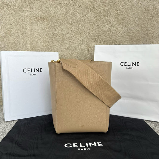 Celine Sangle Bucket