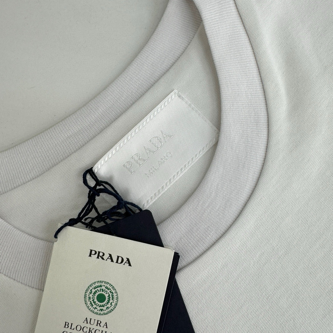 Camiseta Prada